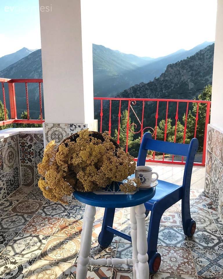 Ev Gezmesi: Adana'da Rüya Gibi Bir Yayla Evi