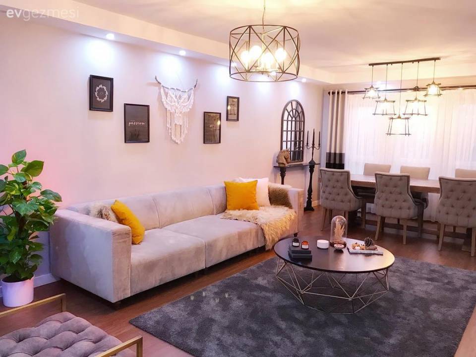 Bu Ev Şıklığı ve Farklı Mutfak Planıyla Bakanı Bir Daha Baktırıyor!