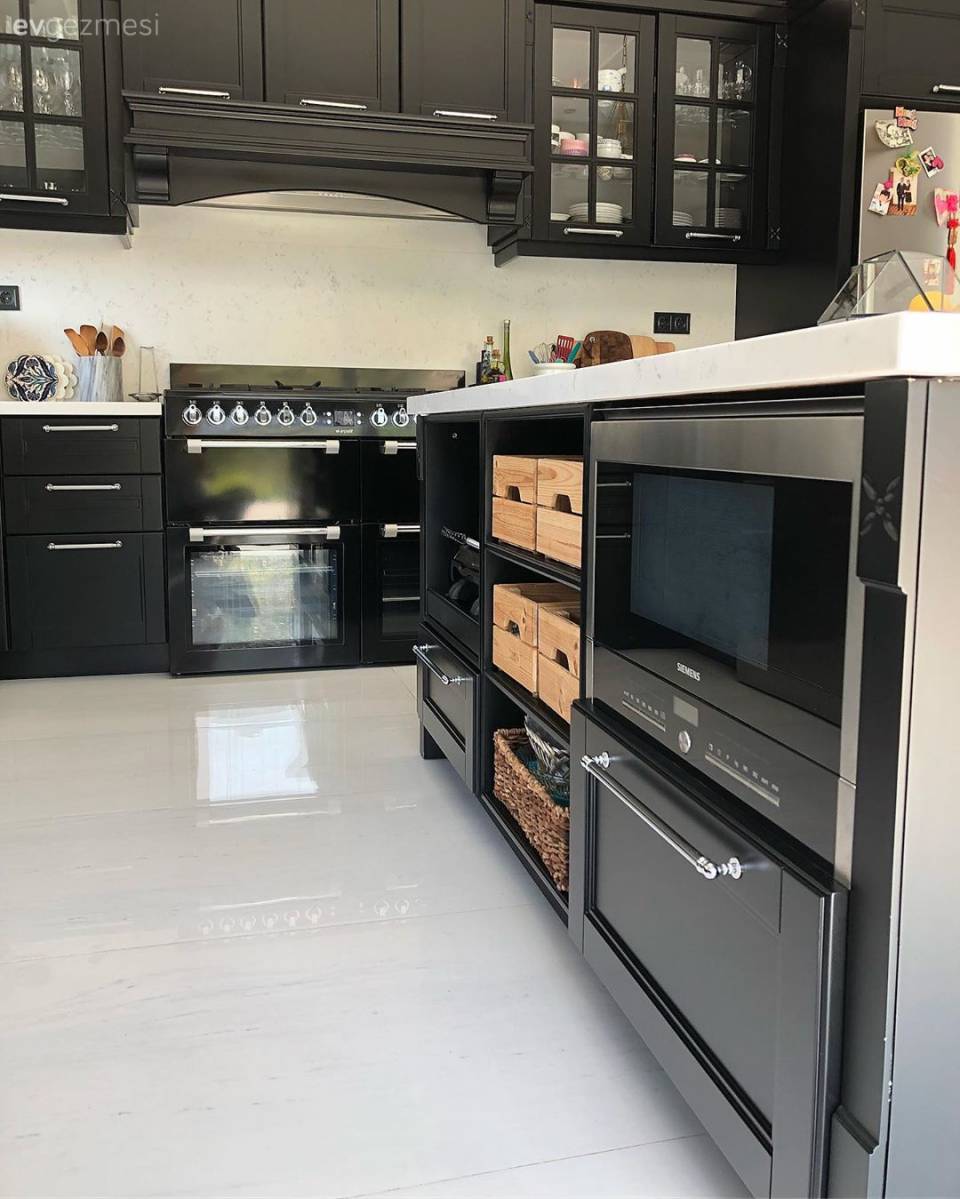 Bu Sofistike Evin Her Detayı Özgün Parçalarla Dolu