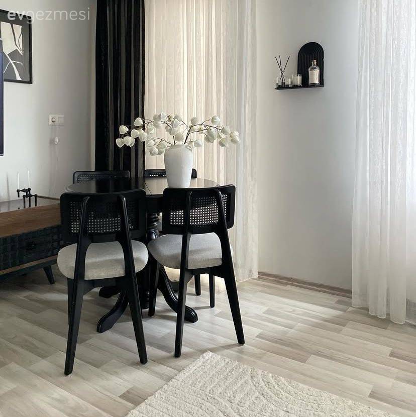 Bu Evde Her Eşya Küçük Alanlara Uygun Şekilde Seçilmiş