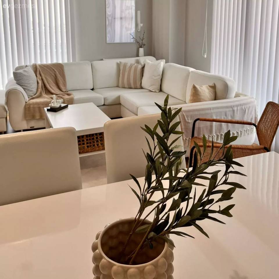 Bu İstanbul Evinde Her Odada Beyaza Eşlik Eden Farklı Ton Var!