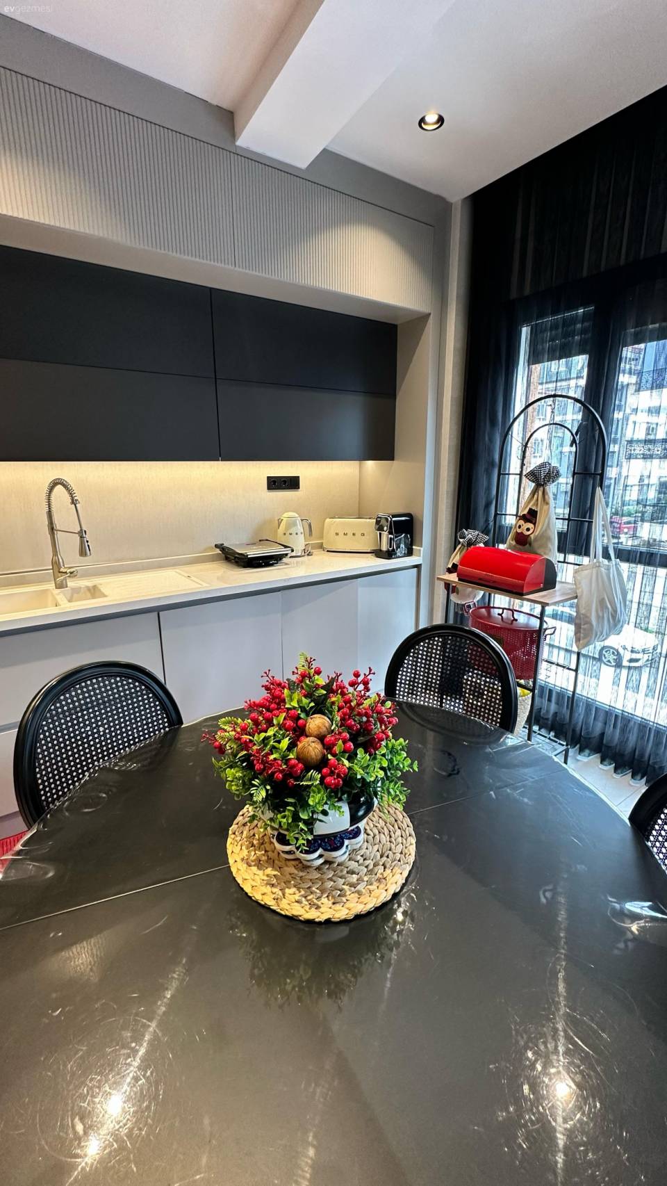 Bu Denizli Evinin Her Odası Farklı Bir Havada