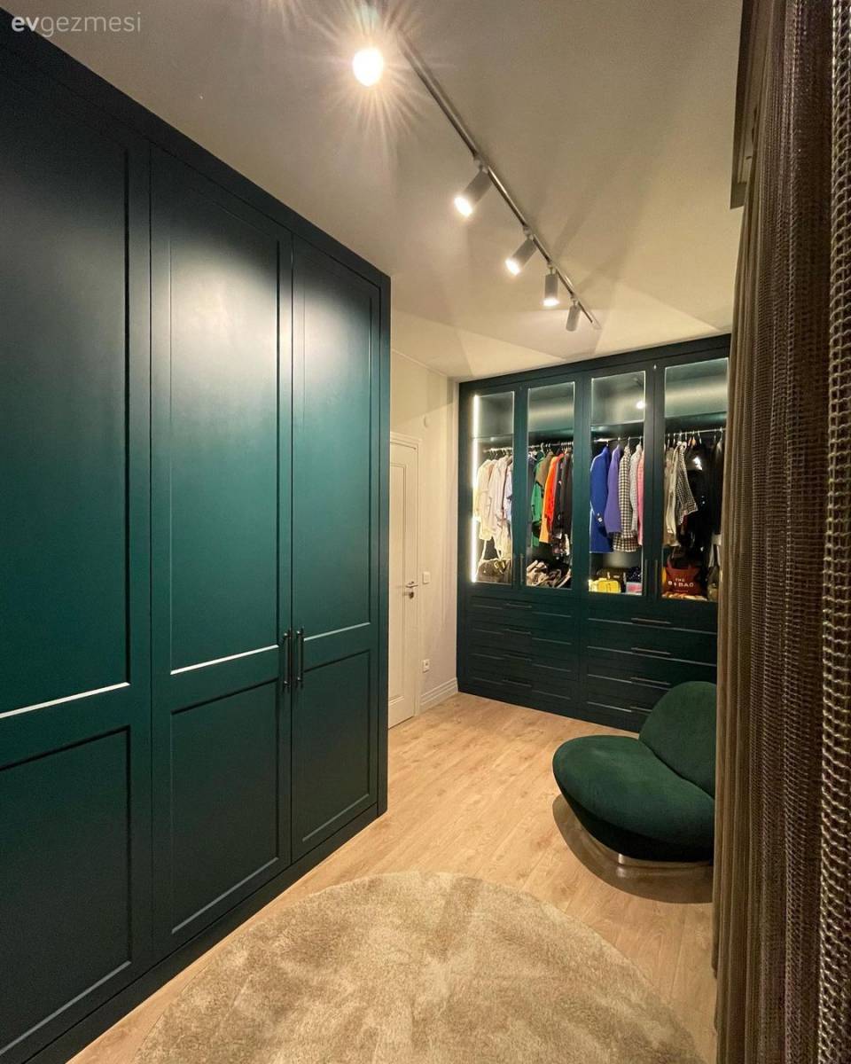 Acıbadem'deki Bu Fonksiyonel Çatı Katı Ayrı Bir Ev Büyüklüğünde