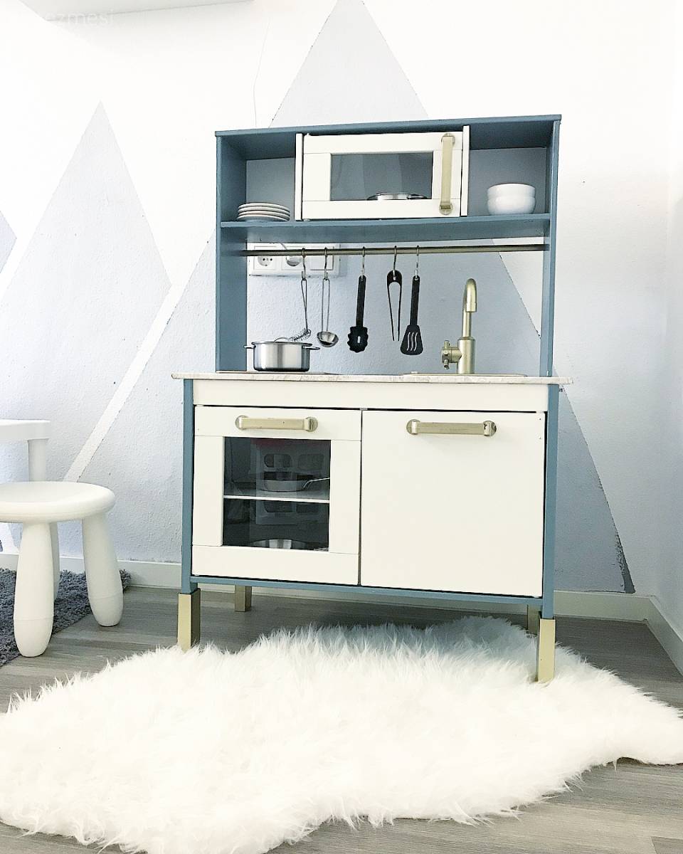 Ev Gezmesi: İskandinav Stile Feminen Dokunuşlar Katan Bir Dekor