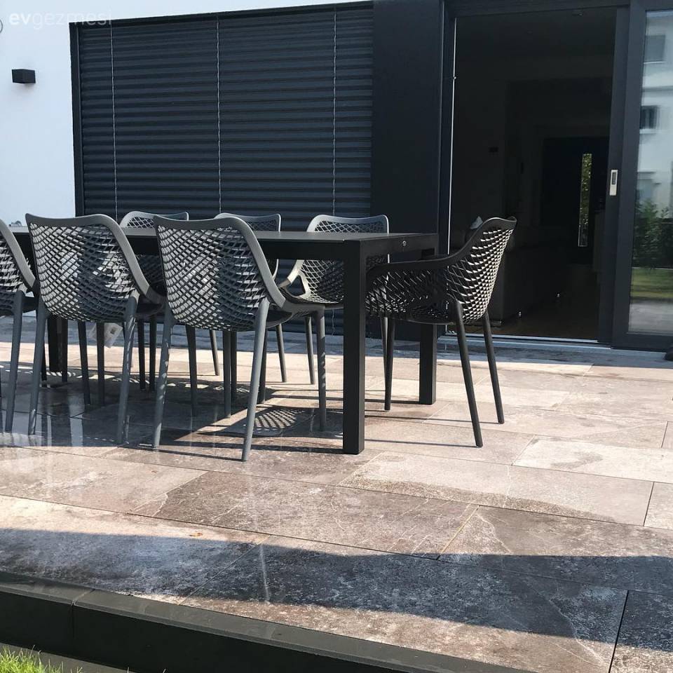 Bu Müstakil Ev Modern Tasarımları Sevenlere İyi Bir Örnek