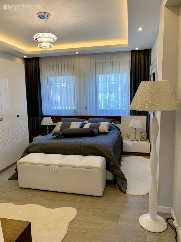 Evde Dağınıklığı Azaltan Fonksiyonel Depolama Çözümleri