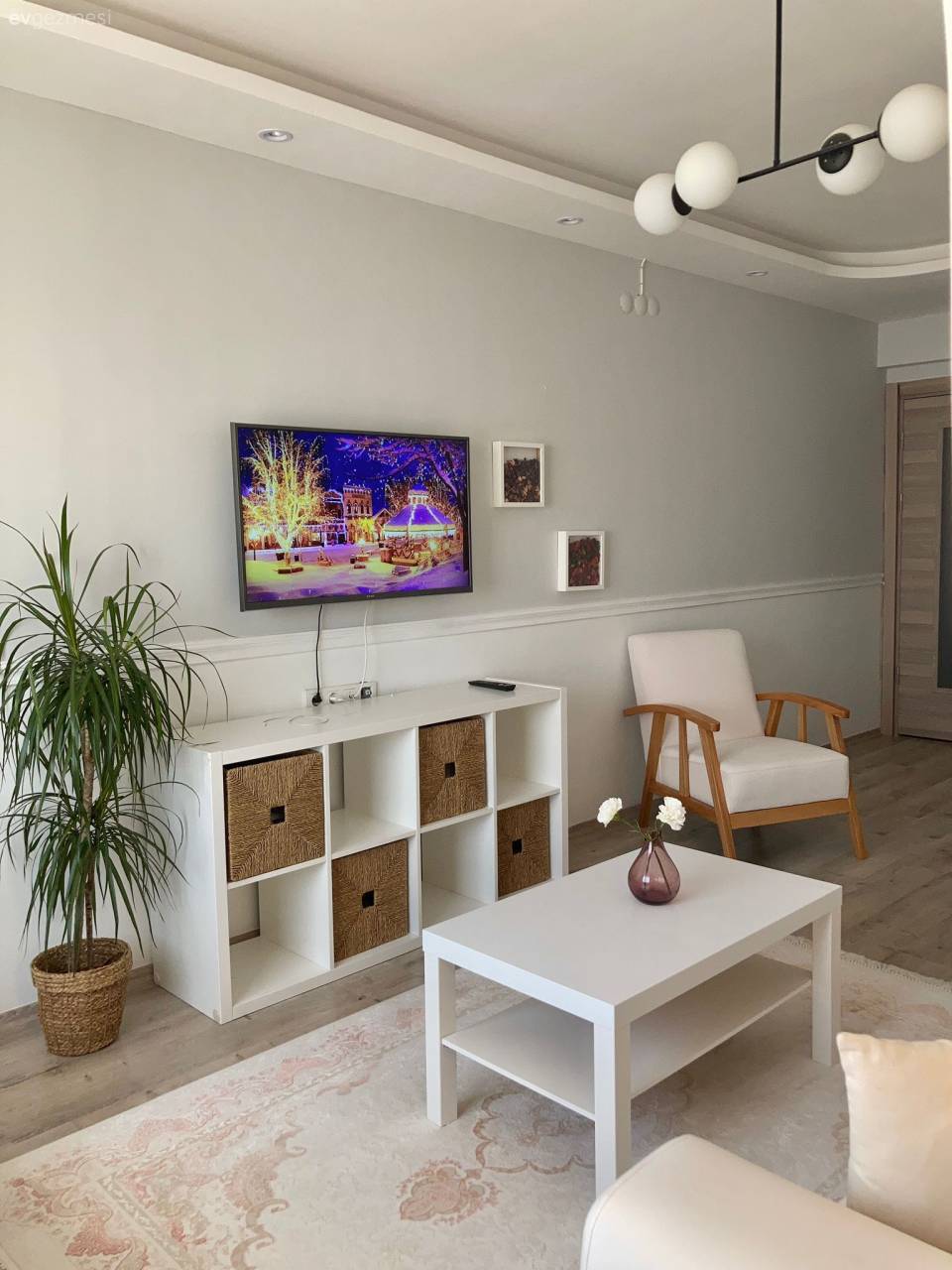 Bu Keyifli Salonda Yeni Alınan Parçalar Hem Şık Hem Konforlu!