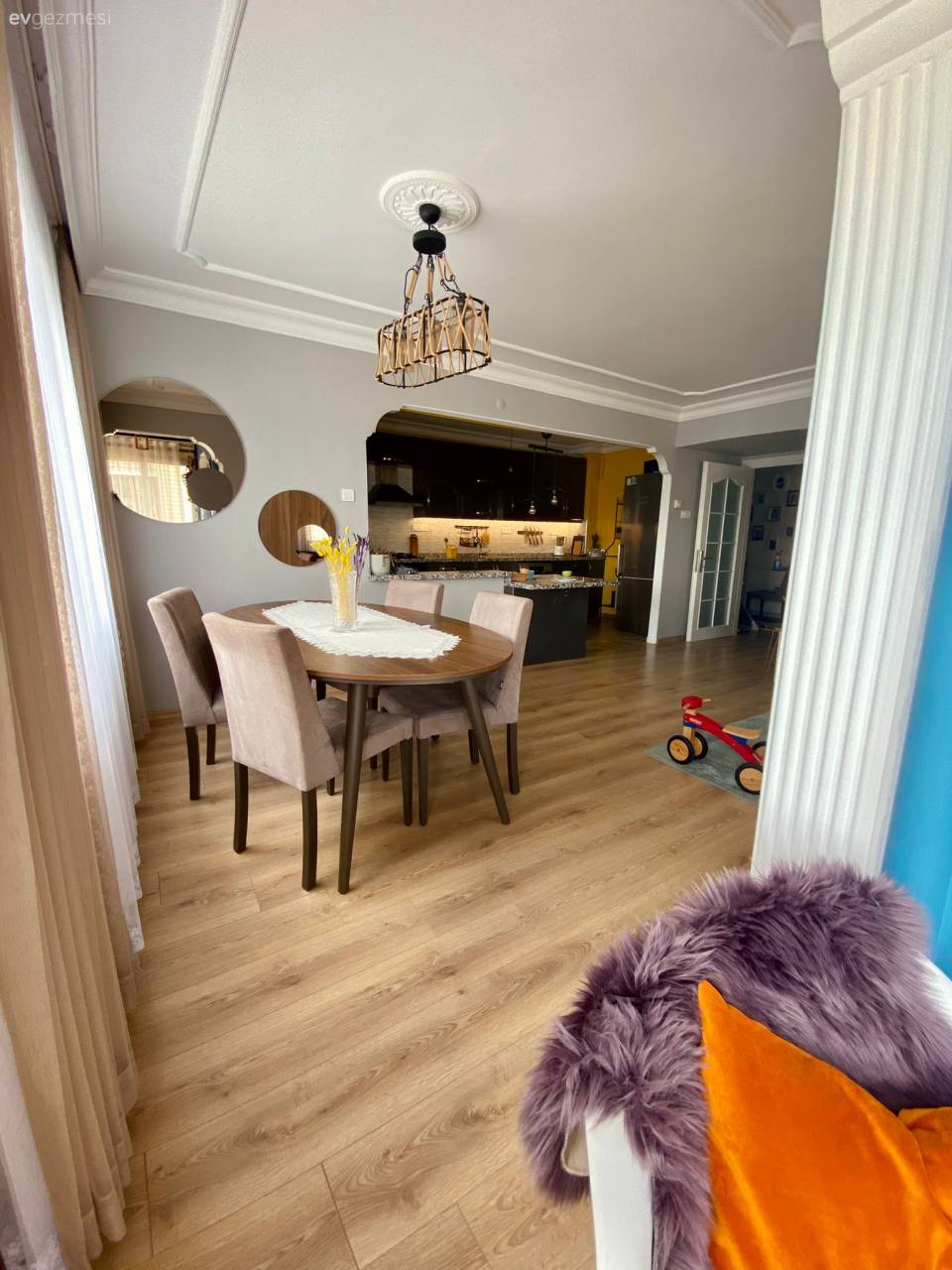 Modern Stile Rustik Detayları Katan Bu İzmir Evi Alabildiğine Doğal