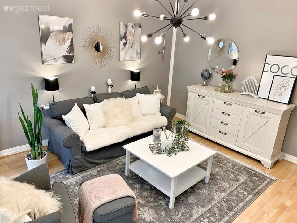 Ev Gezmesi: Duvar Dekorları Olmadan Yapamayan Bir Ev