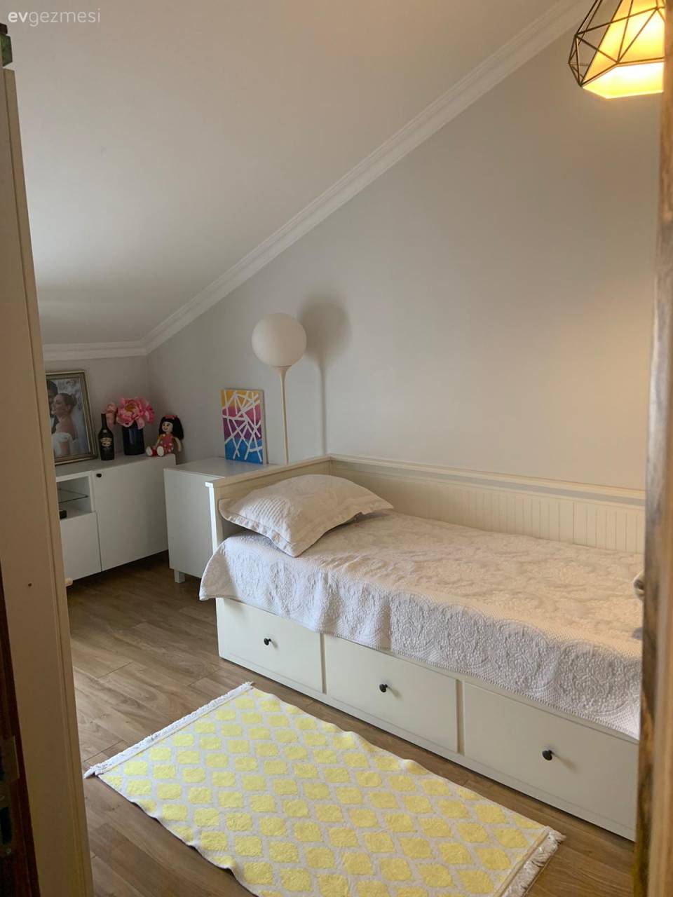 Bu İstanbul Evinin Her Odasına Sahibinin Sanatçı Ruhu Sinmiş