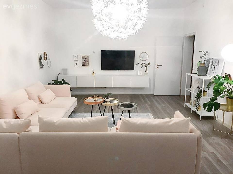 Ev Gezmesi: İskandinav Stile Feminen Dokunuşlar Katan Bir Dekor