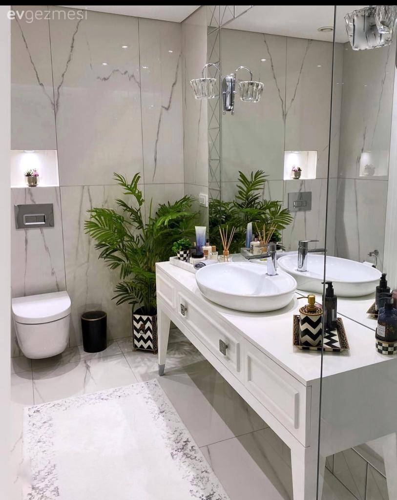 Beyazdan Vazgeçemeyen Bu İzmir Evi Hem Işıltılı Hem Keyifli