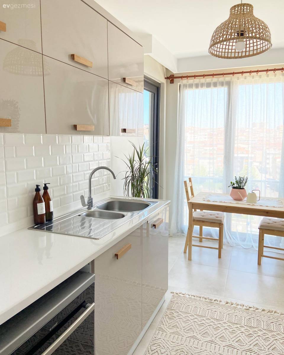 İskandinav Esintilerine Gönül Veren Değişen Parçalarla Tam Olmuş!