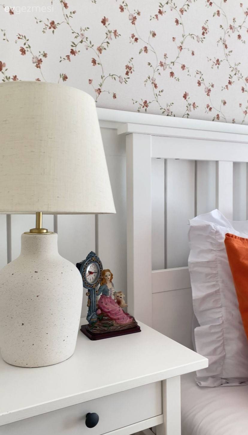 Öncesi&Sonrası: Düz Duvarlara Veda Eden Bu Oda Artık Daha Samimi!