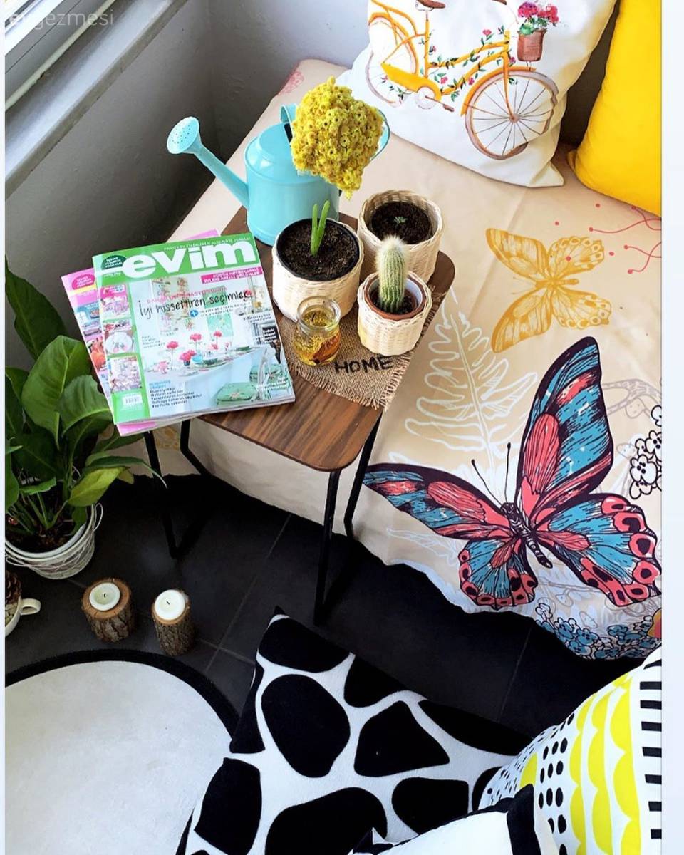 Ev Gezmesi: Mutluluk Diyarı Bir Balkon