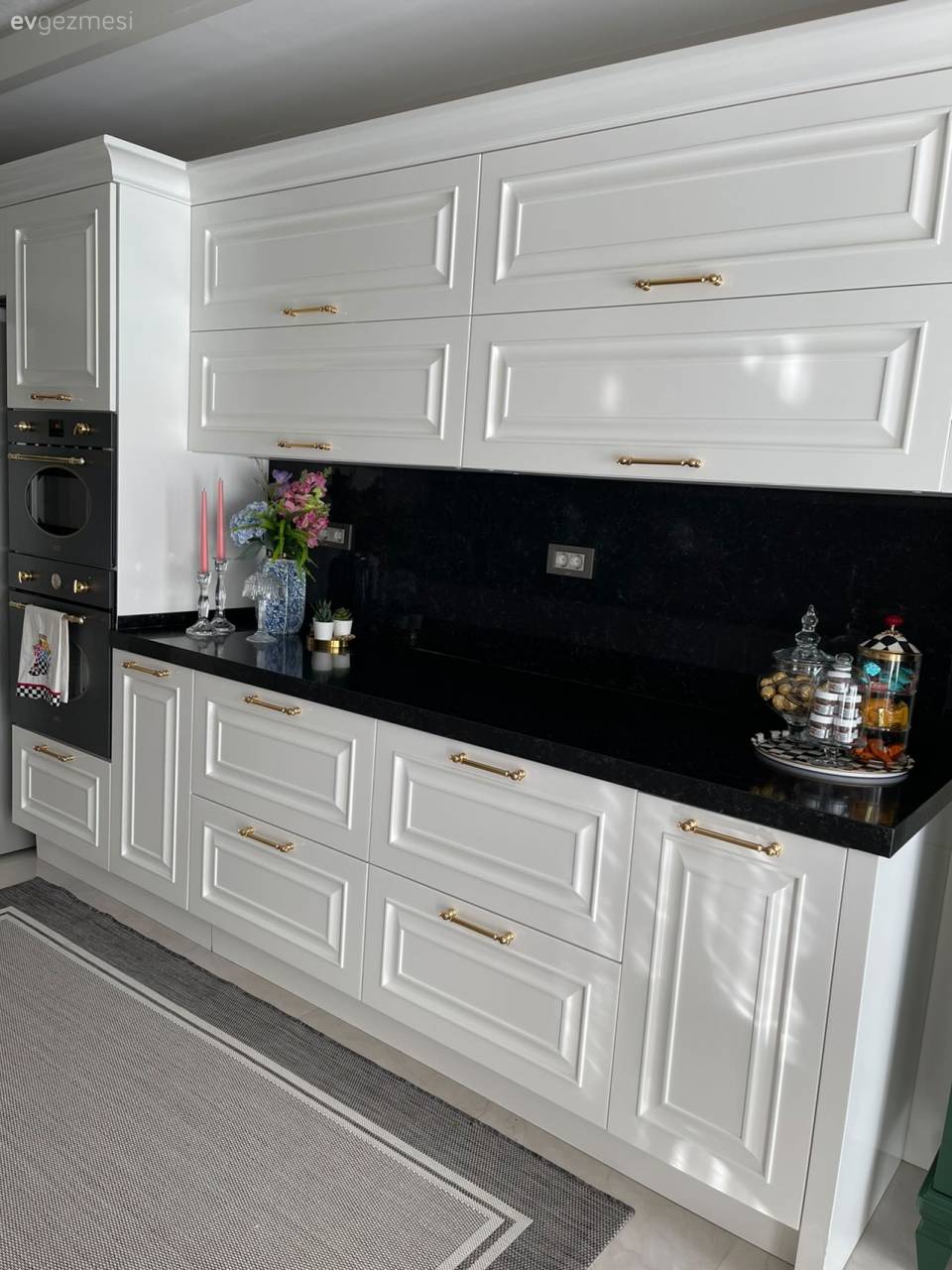 Bu İzmir Evinde Ev Sahibinin Zevkli Seçimleri Kendini Belli Etmiş