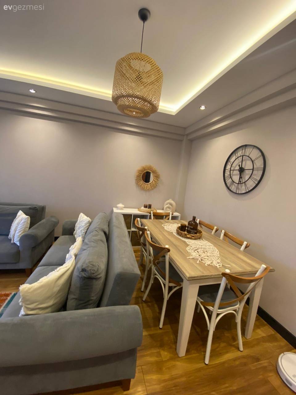 Bu Manisa Evi Abartıdan Uzak, Konfora Çok Yakın