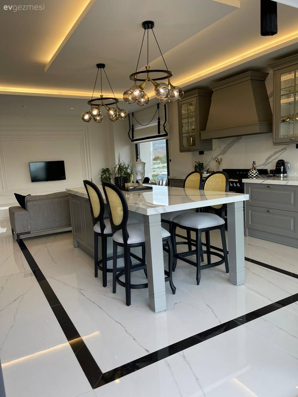 Uçan Balonları Selamlayan Bu Nevşehir Evi Çok İddialı