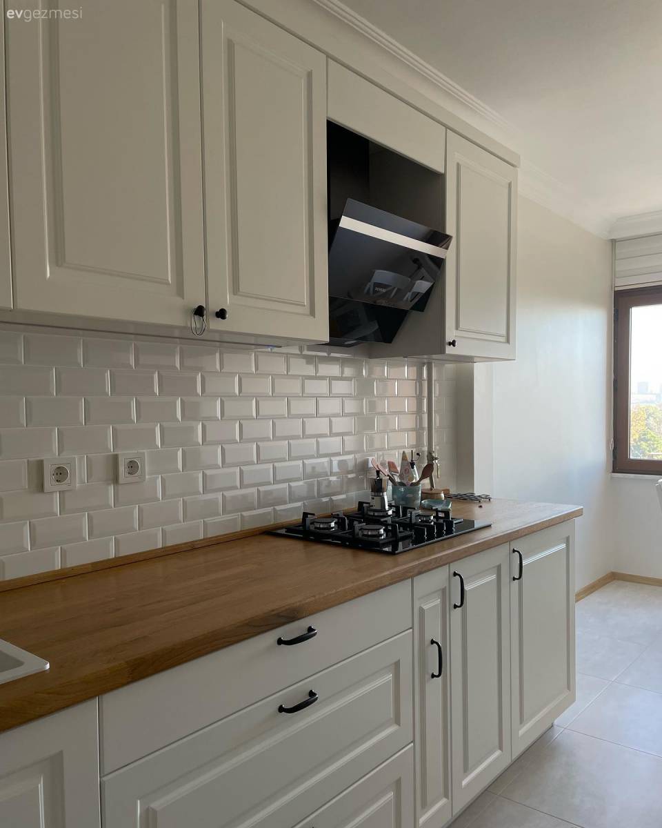 Öncesi&Sonrası: Yeni Haliyle Daha Sıcak ve Zamansız Bir Mutfak