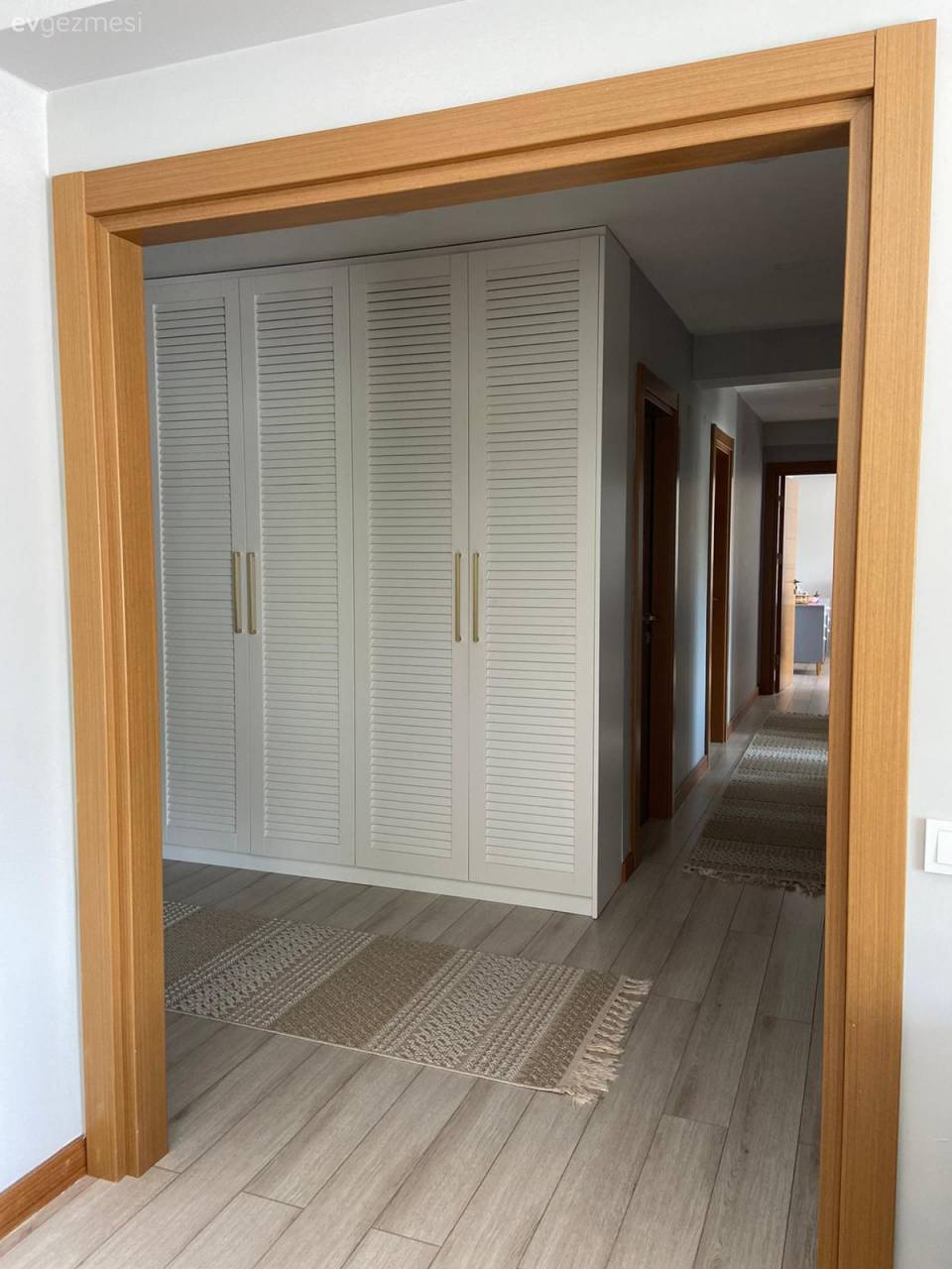 Rize'deki Bu Keyifli Evin Bir Yanı Deniz Diğer Yanı Dere!