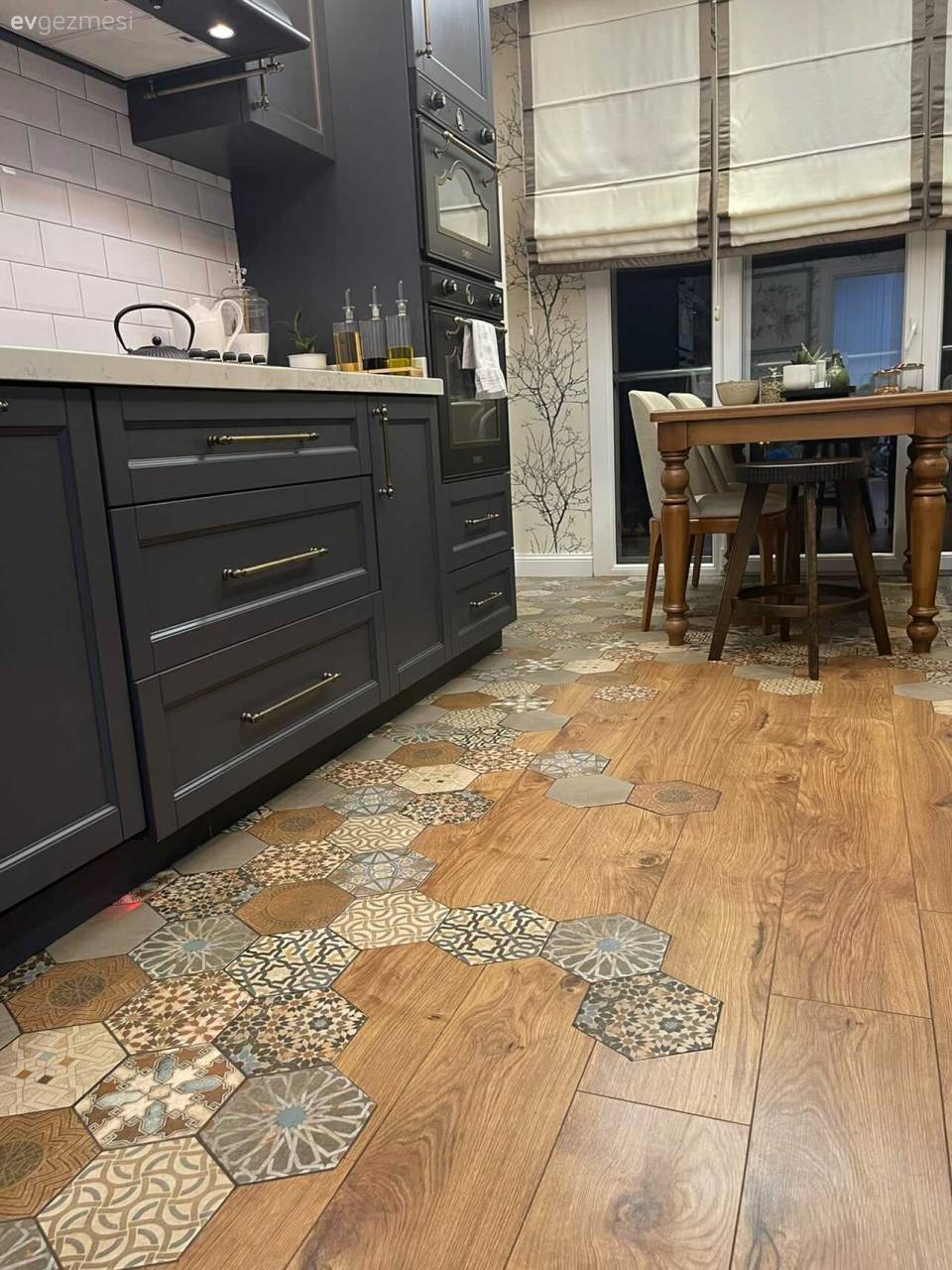 Bu İstanbul Evinde Her Oda Şıklık Konusunda Diğeriyle Yarışıyor