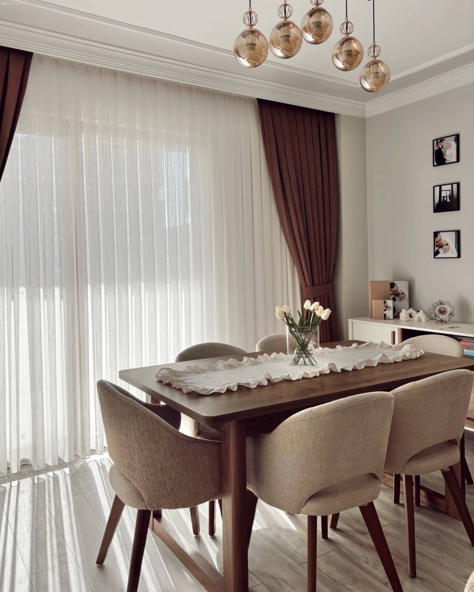 Bu Trabzon Evinde Aksesuarlar Dekora Hareket Katmış