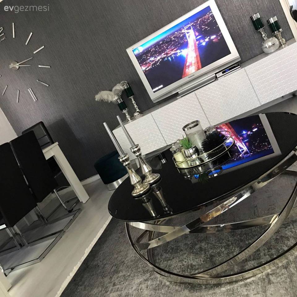 Ev Gezmesi: Ruhu Işıldayan Modern Çehreli Bir Dekor