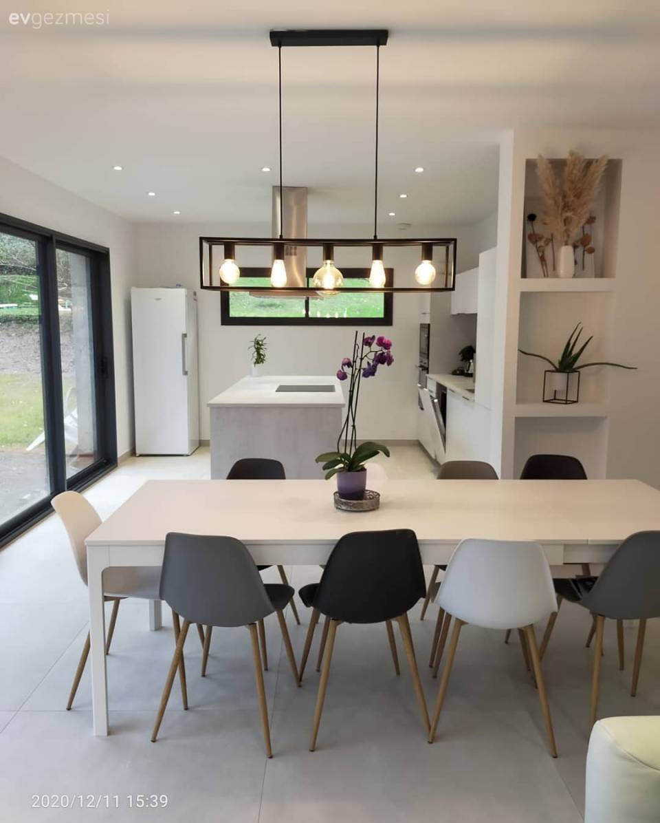 Bu Evin İnşaatından Beri Her Detay Modern Stile Hitap Etmiş!