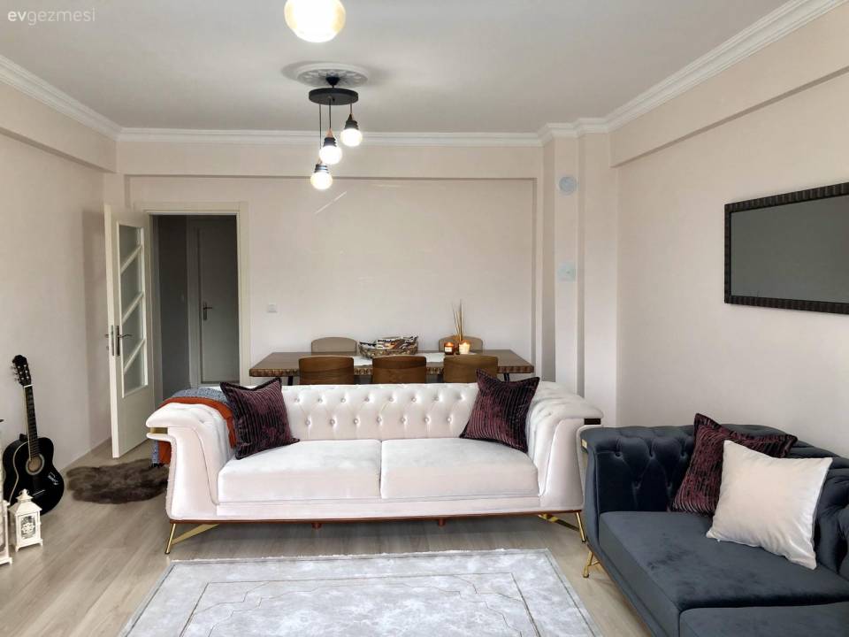 Bu Tokat Evinde Koltukların Zarif Tasarımı Cazibeyi Arttırmış!