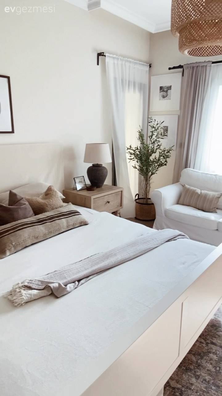 Zamansız Şıklığa Sahip Bu İzmir Evinde Samimiyet de Yerli Yerinde!