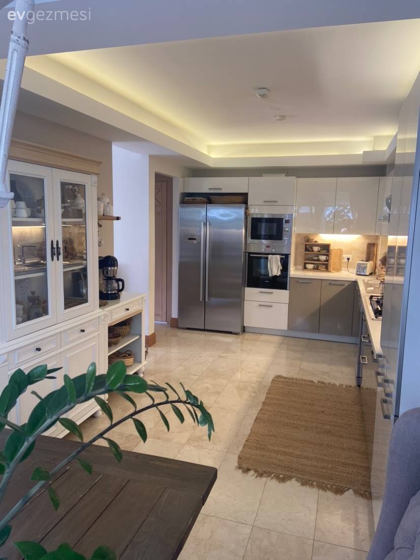 Ev Gezmesi: Bu Müstakil Evde Kış Bahçesi Evin Salonu Gibi