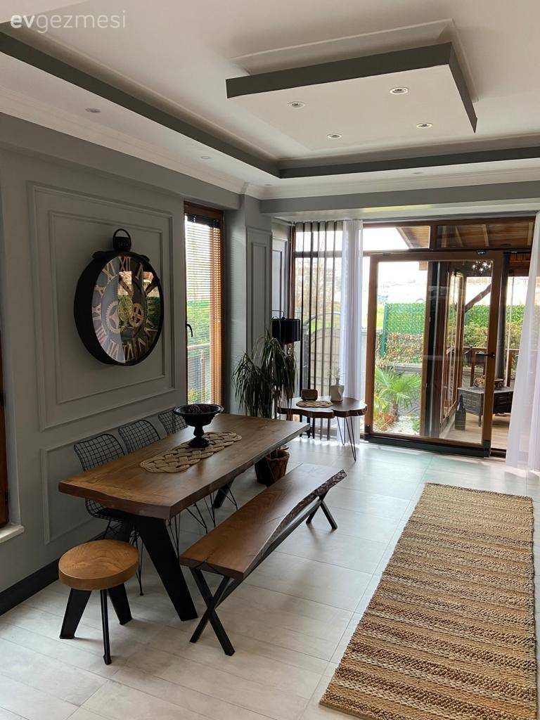 Bu Sakarya Evinde Modern Tasarımlar Rustik Detaylar Eşliğinde Sunulmuş