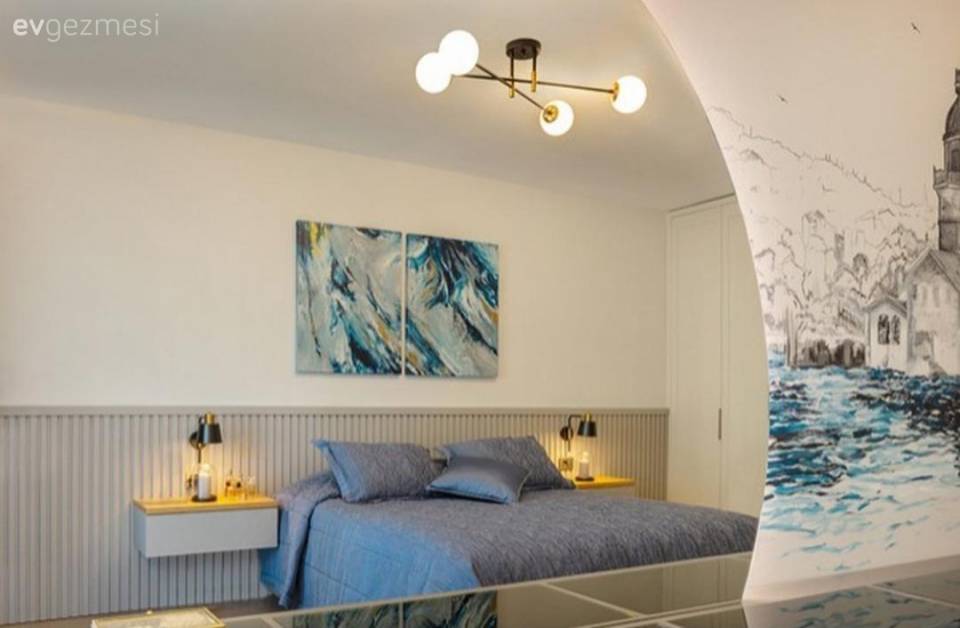 Bu İstanbul Evinde Aynalar ve Aydınlatmalar Ayrı Bir Önem Taşımış