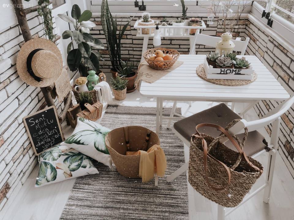 Bu Sıcacık Evde Beyaz Aşkı Had Safhada!