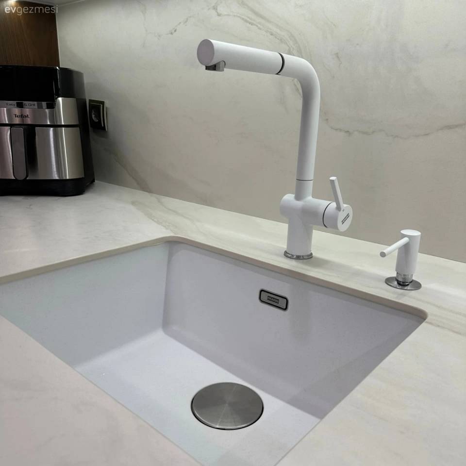 Bu Samsun Mutfağında Modern Stile Acı Kahve Yorumu Katılmış