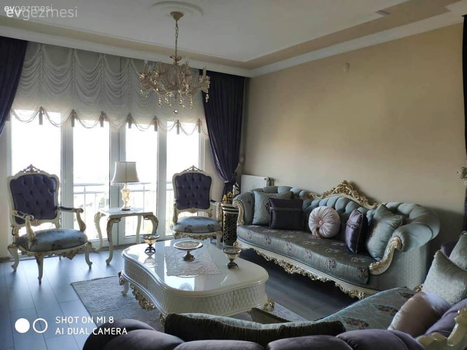 Bu Şık Evin Bir Yanı Avangart Diğer Yanı Country