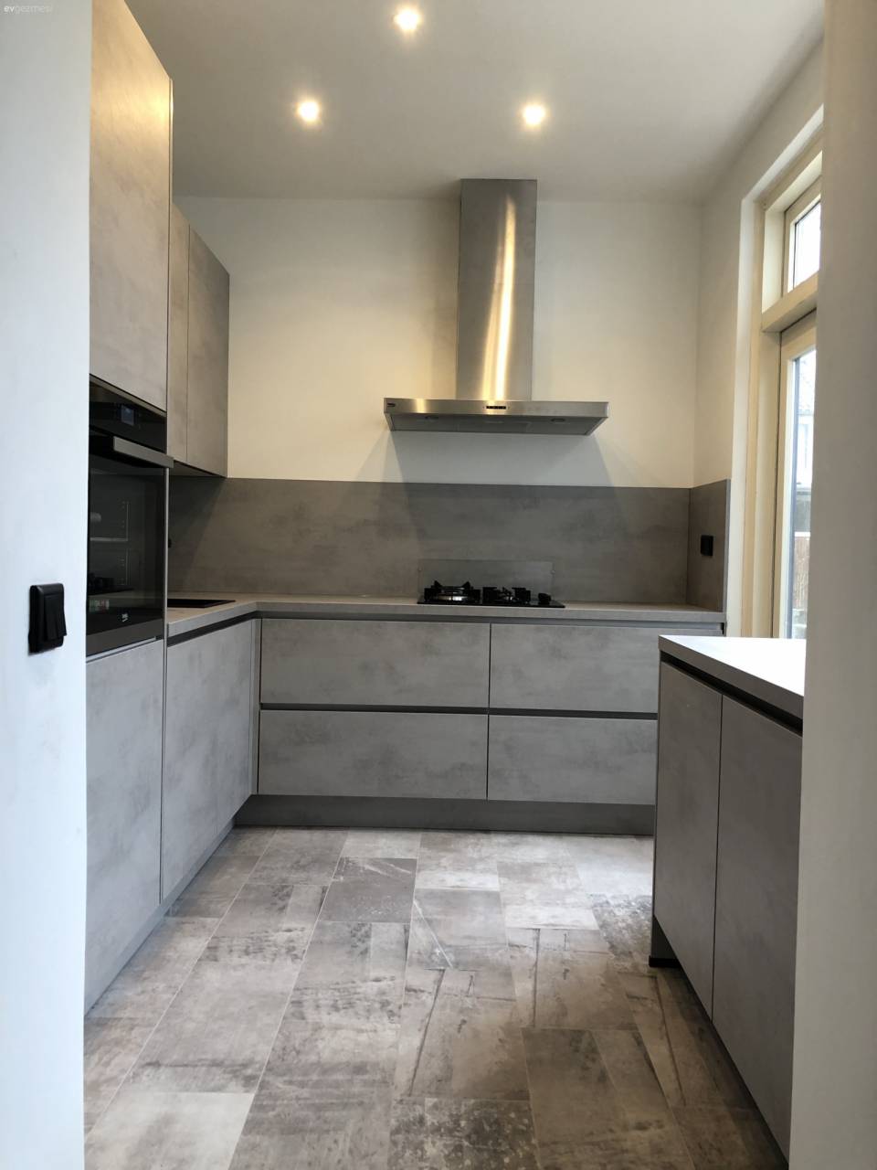 Bu Evin Duvarlarından Tarihi Kişilerin Sesi Yankılanıyor!