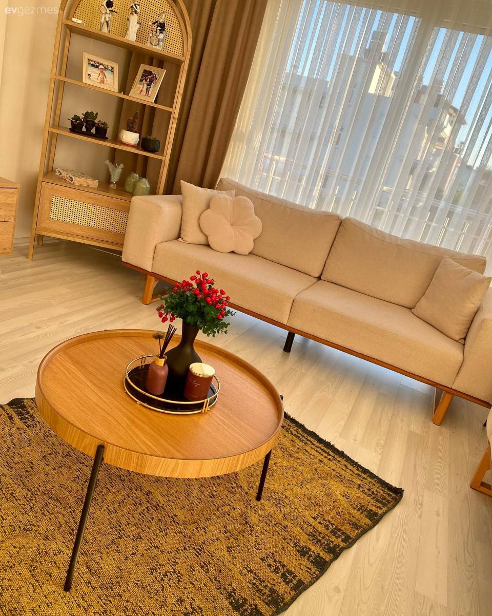 Bu Antalya Evinde Modern Stile Rustik Detaylar Karışmış