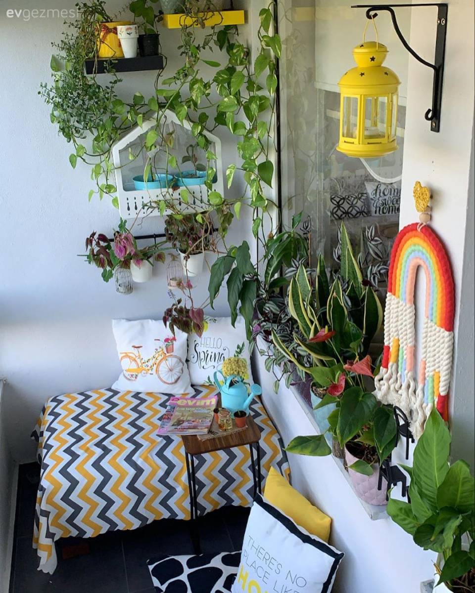 Ev Gezmesi: Mutluluk Diyarı Bir Balkon