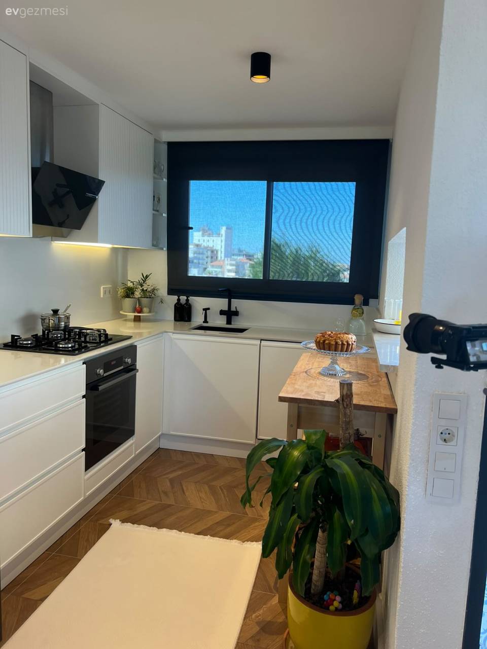 İyi Fikirlerle Dolu Bu Ev 65 M2 Ama Verdiği His Çok Daha Fazlası