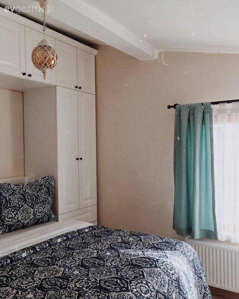 Ev Gezmesi: Keyifli Dekoruyla İstanbul'dan Bir Çatı Katı