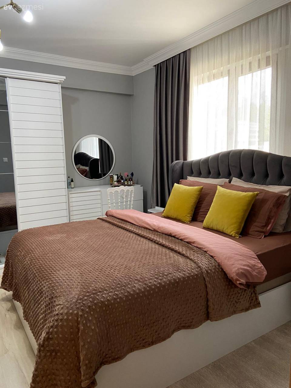 Bu Zonguldak Evinde Canlı Renklerin Kapladığı Alan Az Ama Etkisi Çok!