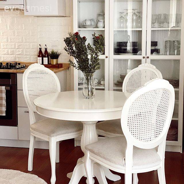 En Kullanışlı Mutfak Sandalyesi Nasıl Seçilir?