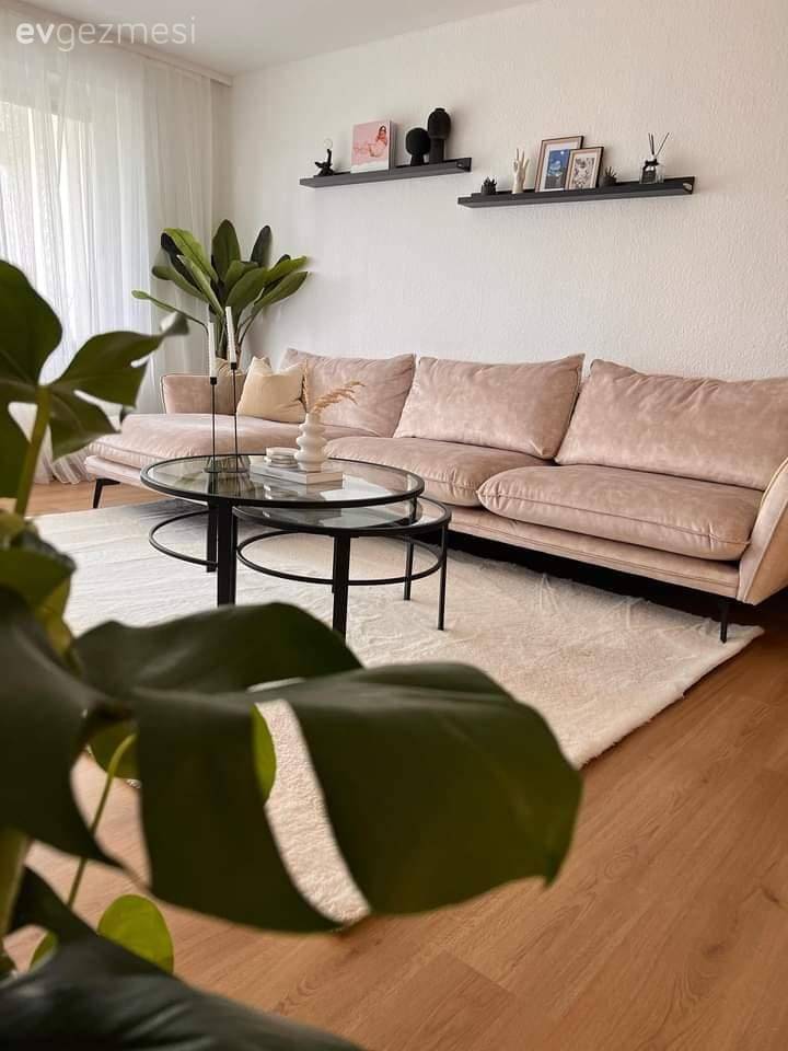 Bu Konforlu Evde Modern Stilin Arasına Bir Tutam Rustik Karışmış!