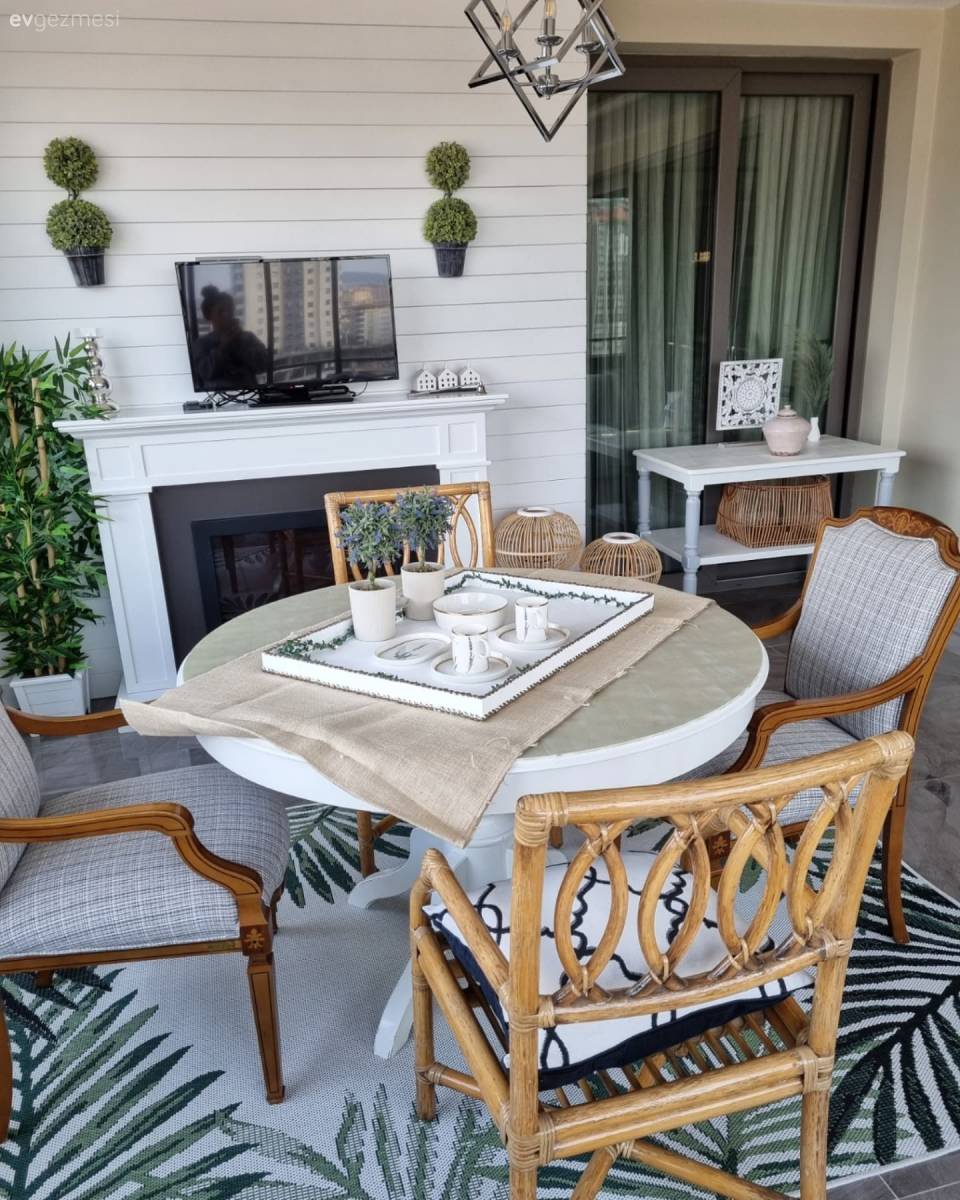 Ev Gezmesi: Her Mevsime Ayak Uyduran Bir Kış Bahçesi