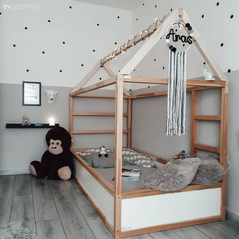 Evde İki Küçük Olmasına Rağmen Sakin Kalabilen Şık Bir Dekor