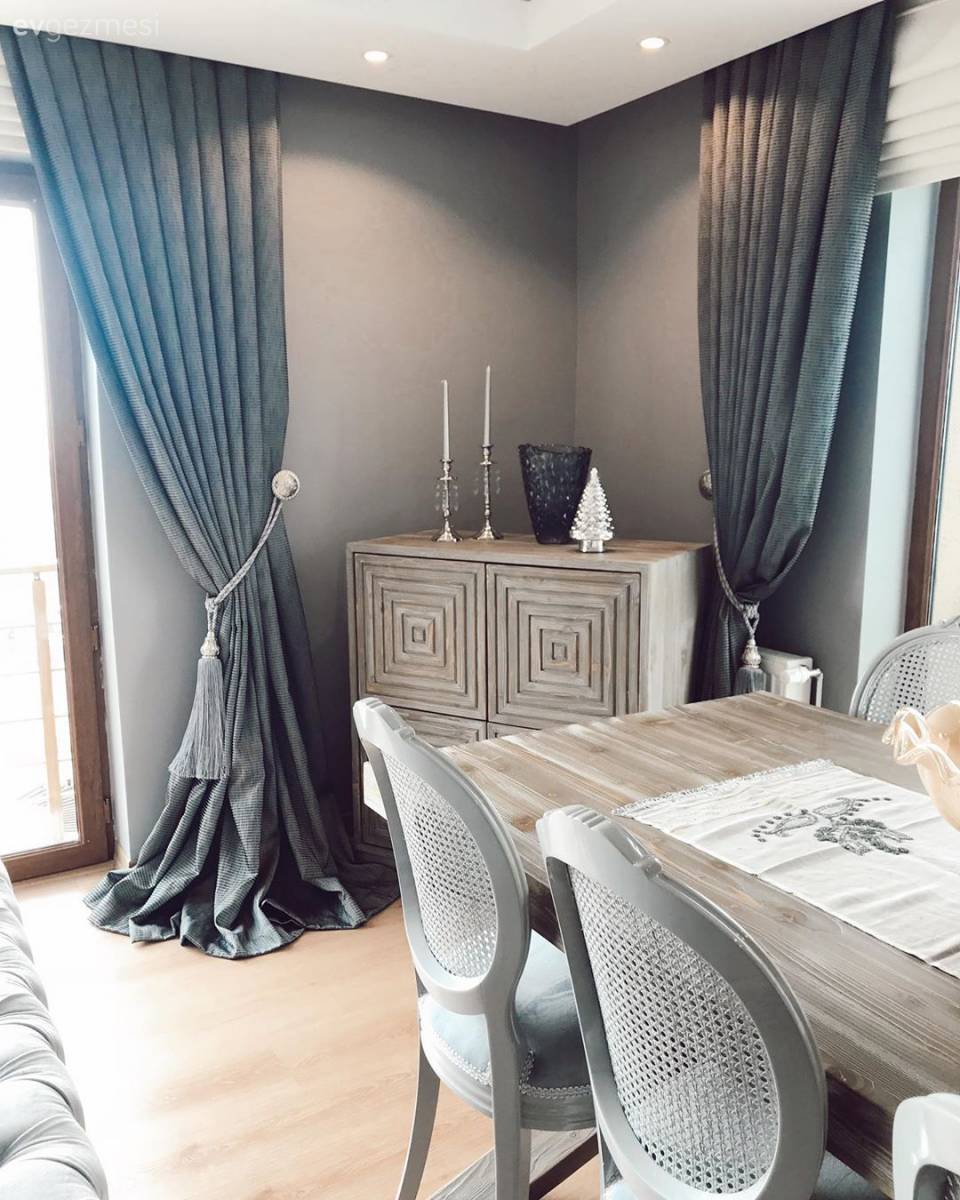 Zıt Kutupları Ortak Noktada Buluşturan Bir Mimar Evi