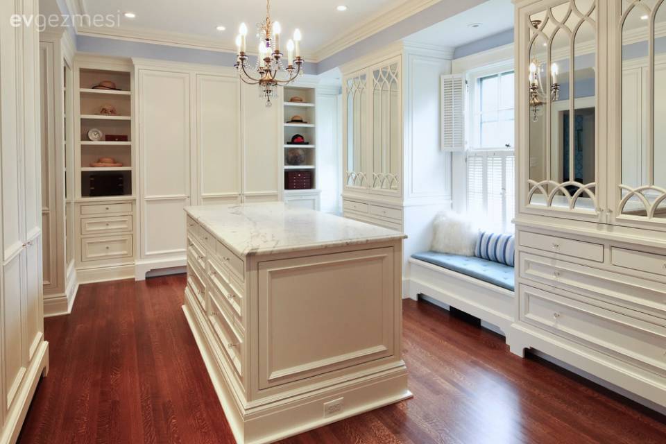 Size İlham Verecek 40+ Giyinme Odası Fikri ve Modeli