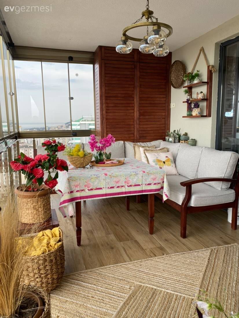 Balkonunuza En Çok Yakışan Çiçekler ve Bakım Rehberi!