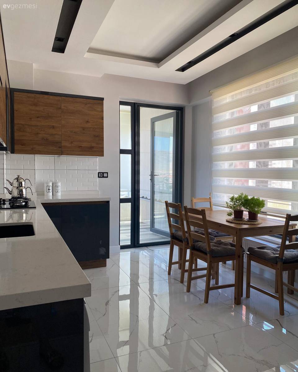 Bu Mutfağın Bir Yüzü Modern Diğeri de Rustik!